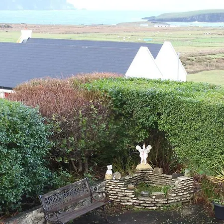 Atlantic Breeze Bed and breakfast *